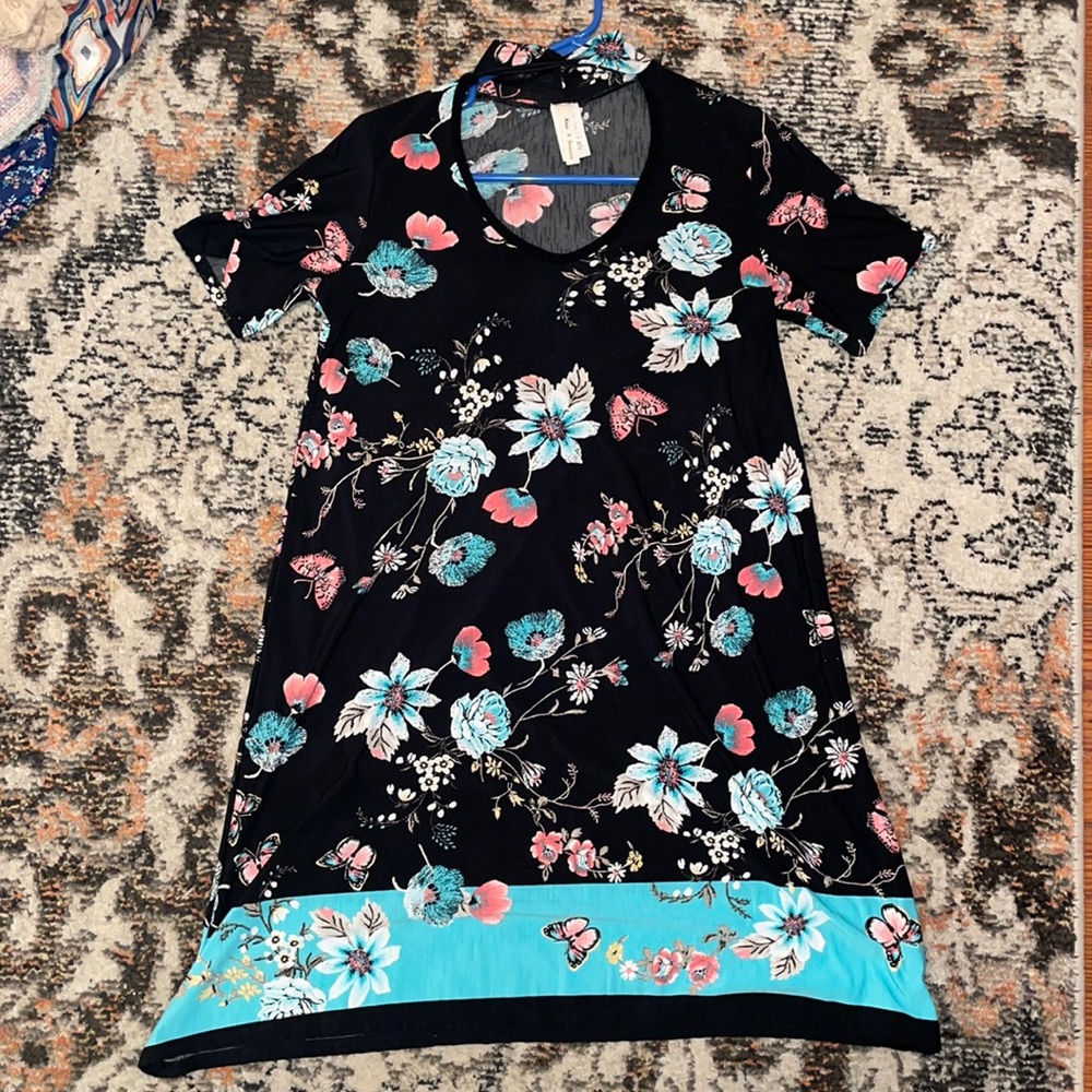 Floral Print Black Dress with Cutout Neck